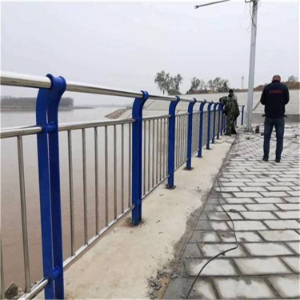 不銹鋼橋梁護(hù)欄